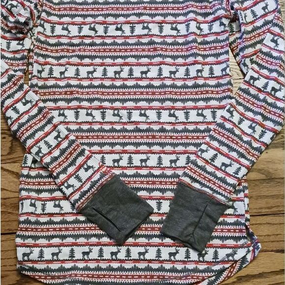 Cuddl Duds Stretch Thermal Holiday Moose Top with Thumb Holes NWOT - Picture 2 of 11
